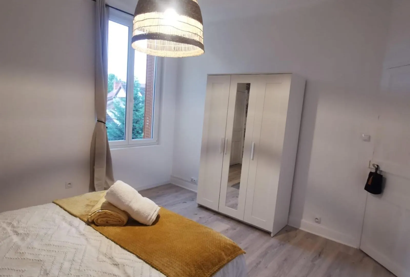 Soleil Dor Eclat De Confort Apartment Montlucon